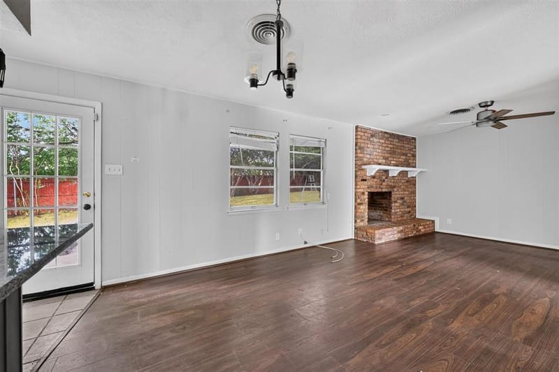 2403 Robin Circle, Denton TX 76209 - Photo 9