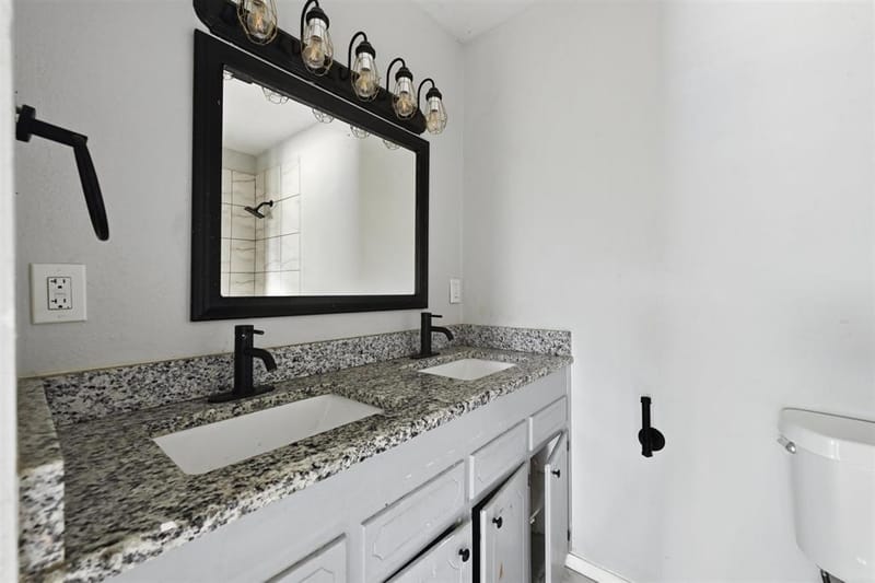 2403 Robin Circle, Denton TX 76209 - Photo 15