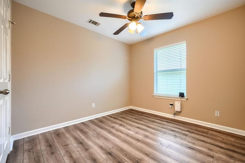 221 Quail Run, Aubrey TX 76227 - Photo 17