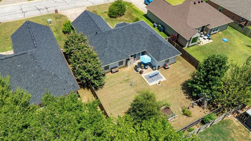 221 Quail Run, Aubrey TX 76227 - Photo 22
