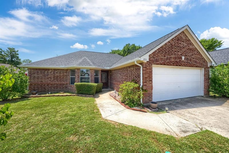 221 Quail Run, Aubrey TX 76227 - Photo 28
