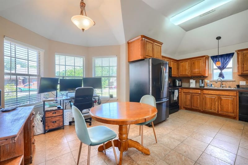 221 Quail Run, Aubrey TX 76227 - Photo 8