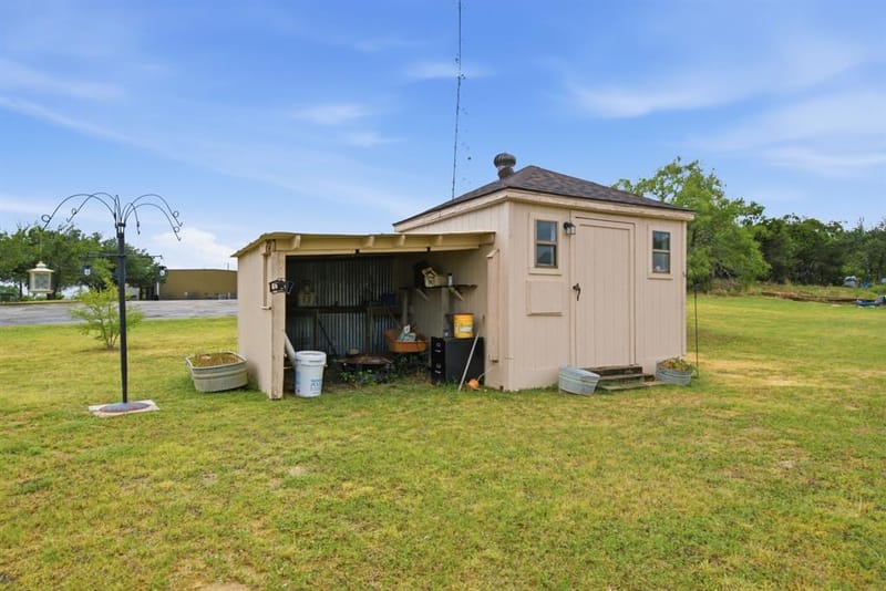 701 Van Winkle Street, Weatherford TX 76086 - Photo 5