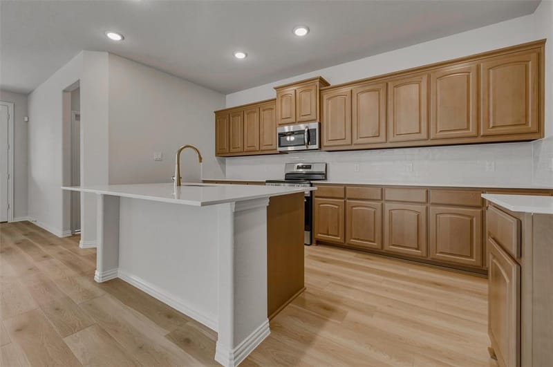 1337 Frio Drive, Springtown TX 76082 - Photo 11