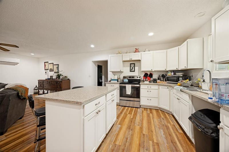 402 Jones Street, Tom Bean TX 75489 - Photo 12