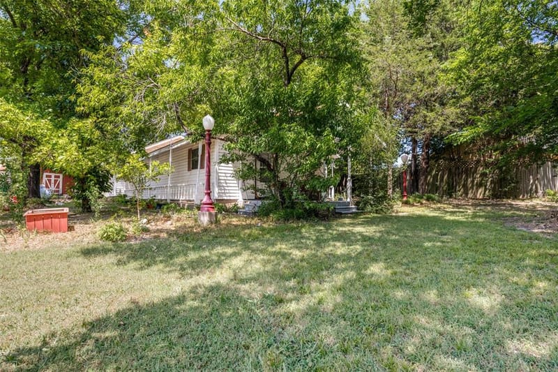 402 Jones Street, Tom Bean TX 75489 - Photo 3