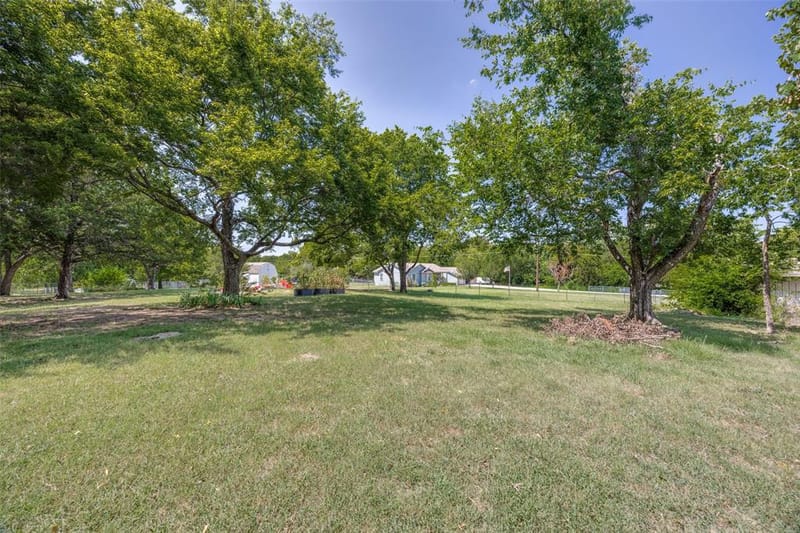 402 Jones Street, Tom Bean TX 75489 - Photo 24