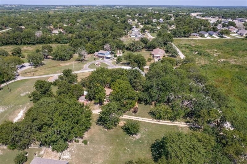 402 Jones Street, Tom Bean TX 75489 - Photo 30