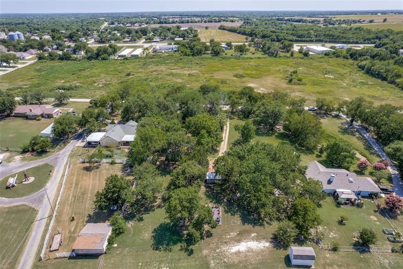 402 Jones Street, Tom Bean TX 75489 - Photo 29