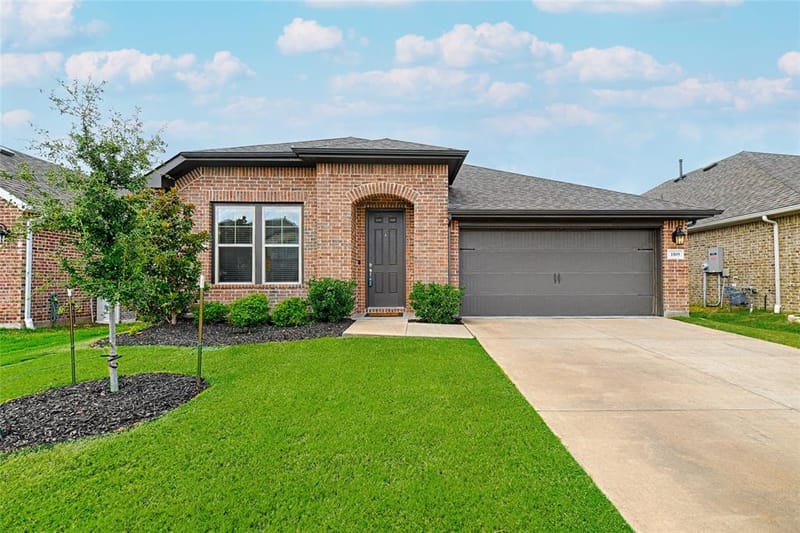 1809 Arbor Drive, Forney TX 75126 - Photo 2