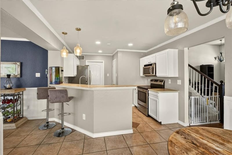 2272 Bresee Drive, Carrollton TX 75010 - Photo 3