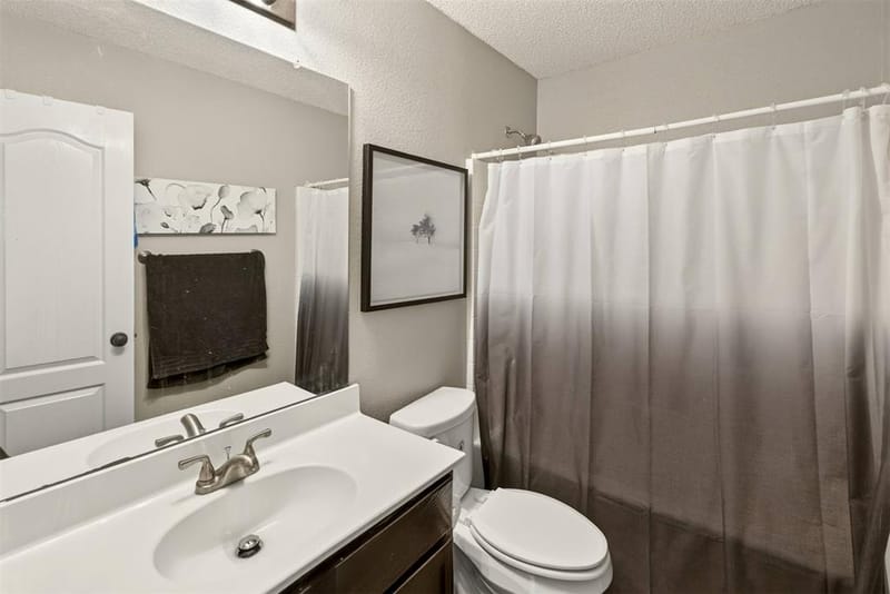 2272 Bresee Drive, Carrollton TX 75010 - Photo 14