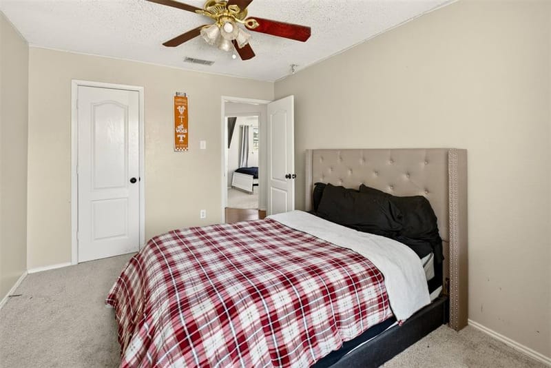 2272 Bresee Drive, Carrollton TX 75010 - Photo 11