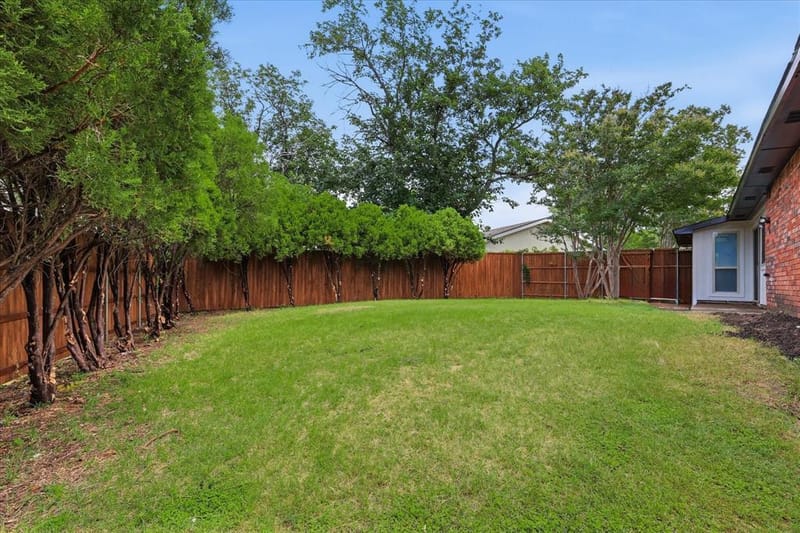 2903 Winterberry Drive, Carrollton TX 75007 - Photo 26