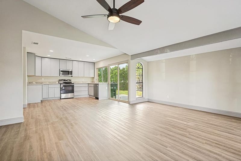 2903 Winterberry Drive, Carrollton TX 75007 - Photo 9