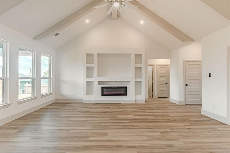 5712 Stonegate Circle, Granbury TX 76048 - Photo 6