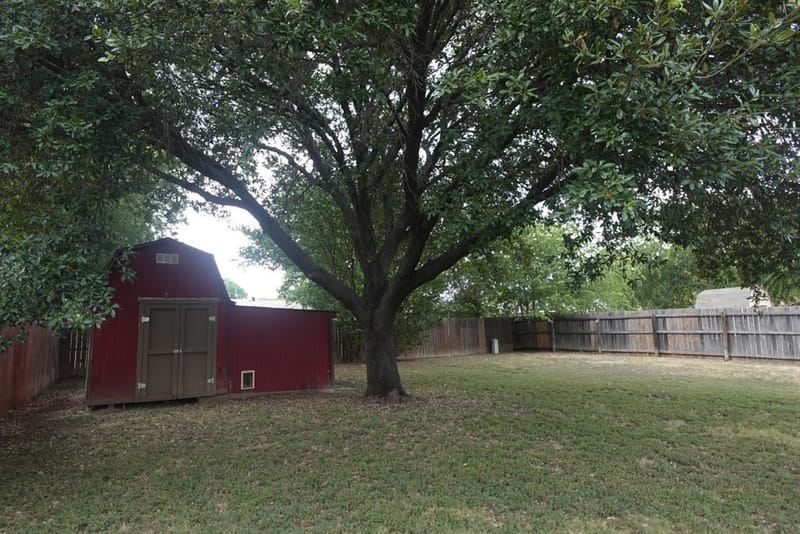 1414 W Torrey Street, Granbury TX 76048 - Photo 27