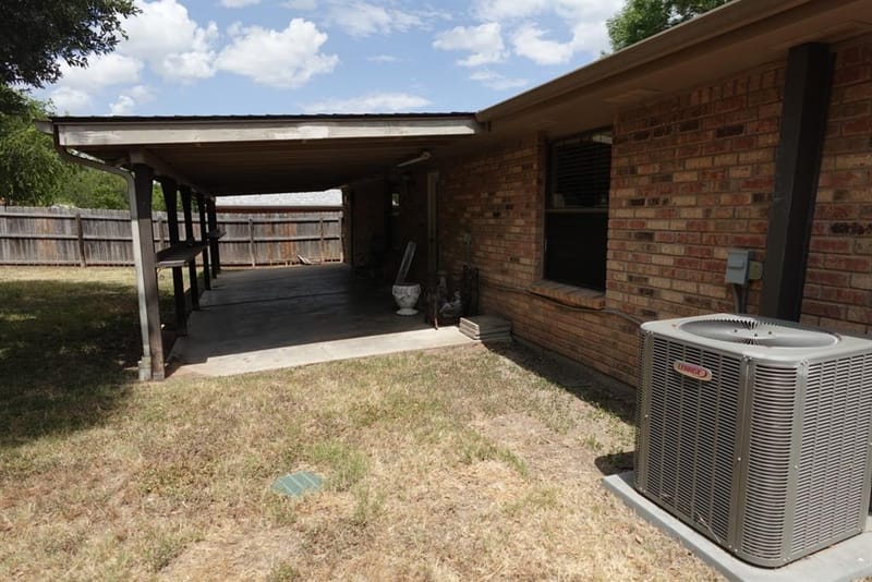 1414 W Torrey Street, Granbury TX 76048 - Photo 24
