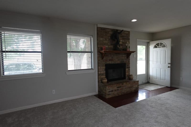 1414 W Torrey Street, Granbury TX 76048 - Photo 4