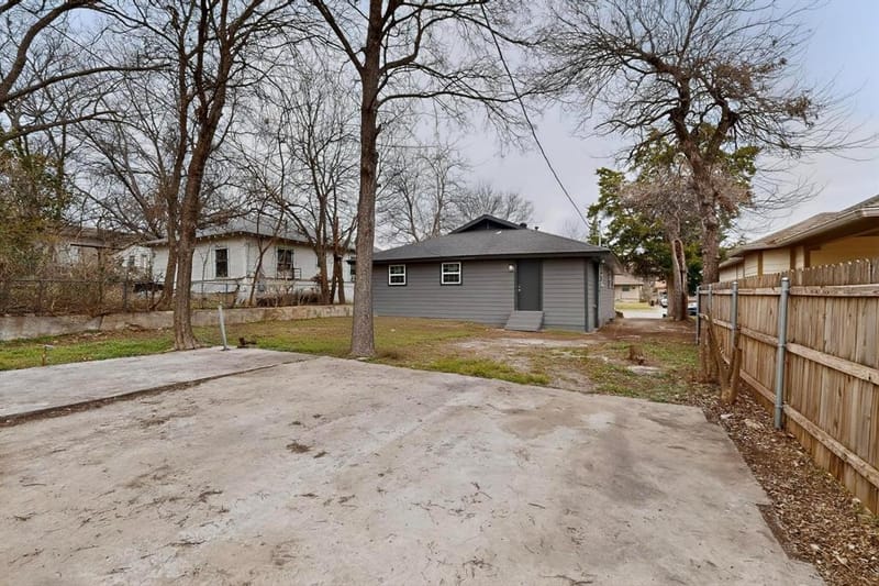 5313 Libbey Avenue, Fort Worth TX 76107 - Photo 32