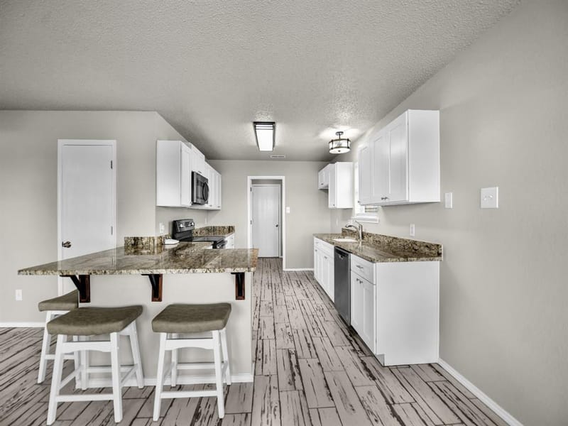 617 Oak View Court, Azle TX 76020 - Photo 16