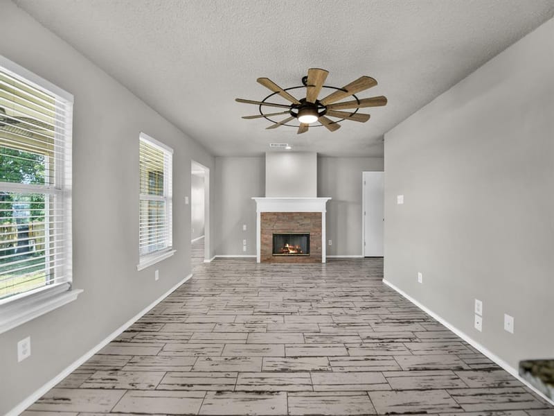 617 Oak View Court, Azle TX 76020 - Photo 12