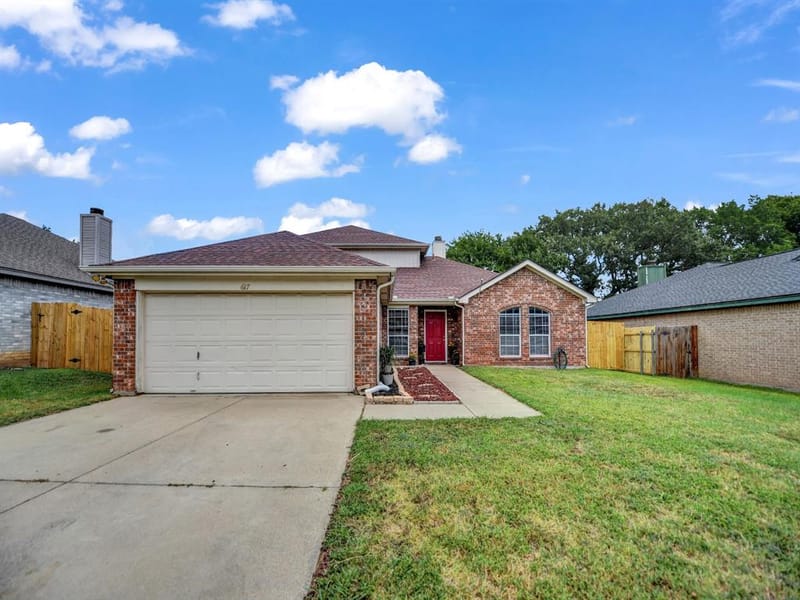 617 Oak View Court, Azle TX 76020 - Photo 3