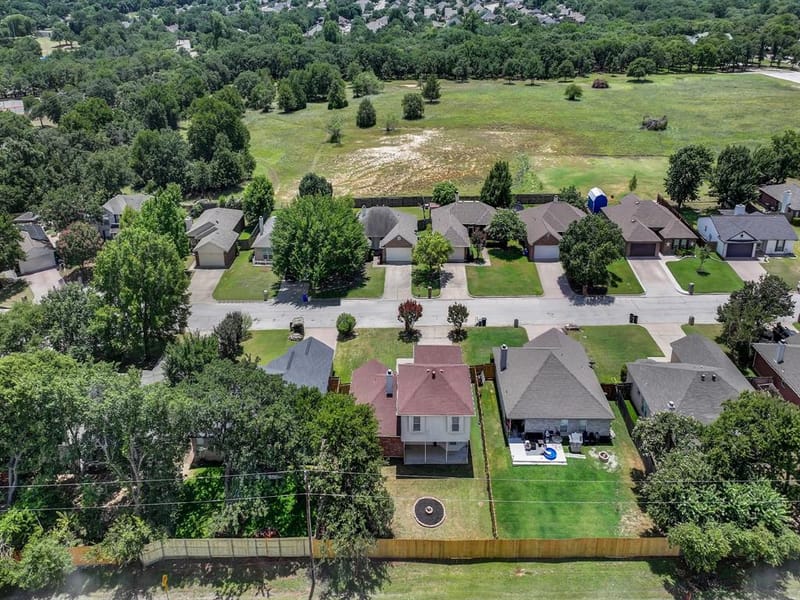 617 Oak View Court, Azle TX 76020 - Photo 34