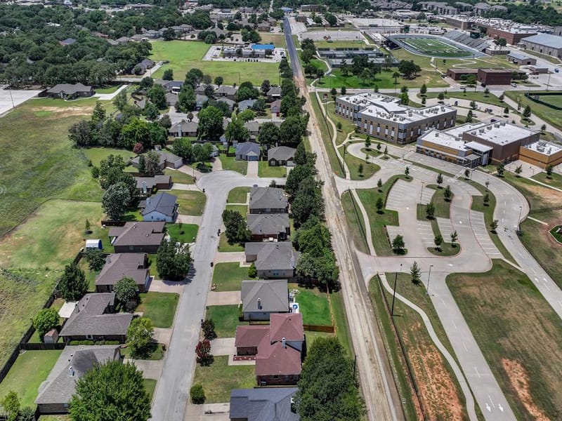 617 Oak View Court, Azle TX 76020 - Photo 39
