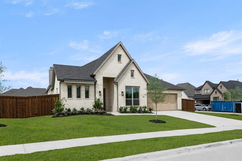 3043 Farmhouse Drive, Midlothian TX 76065 - Photo 2
