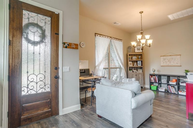 1033 Rustic Oak Way, Burleson TX 76028 - Photo 7