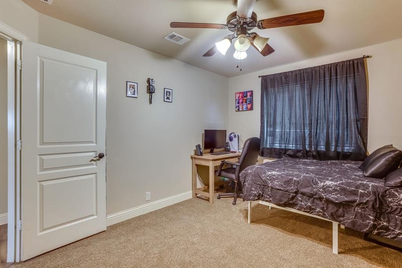 1033 Rustic Oak Way, Burleson TX 76028 - Photo 25