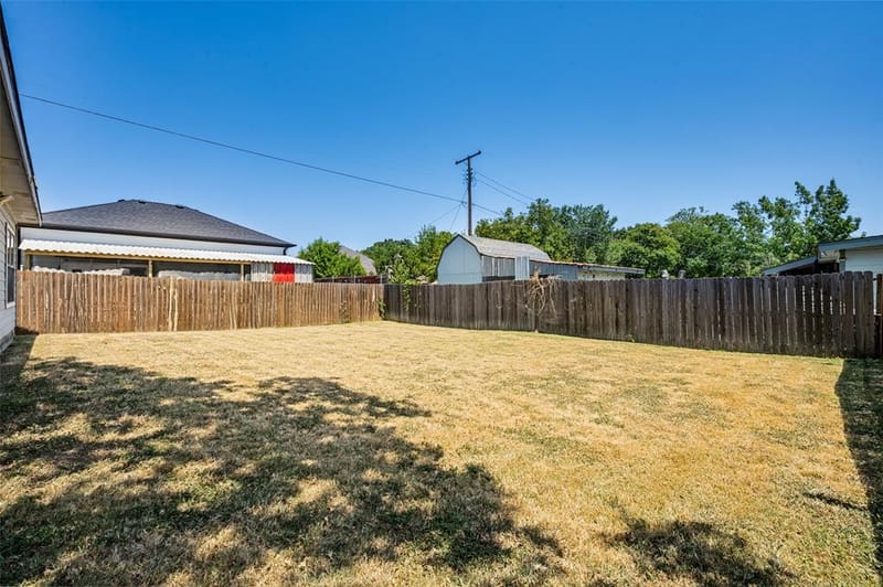 100 S Lakeview Drive, Lake Dallas TX 75065 - Photo 19