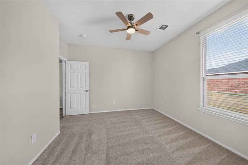 10005 Amosite Drive, Fort Worth TX 76131 - Photo 18