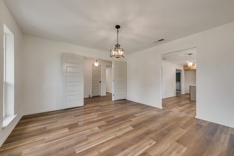 3914 Shady Hollow Lane, Dallas TX 75233 - Photo 11