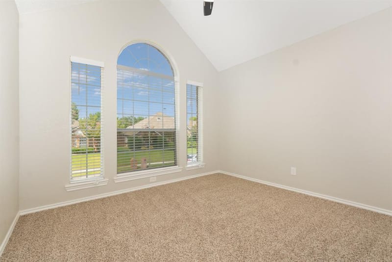 1305 Barclay Drive, Carrollton TX 75007 - Photo 15
