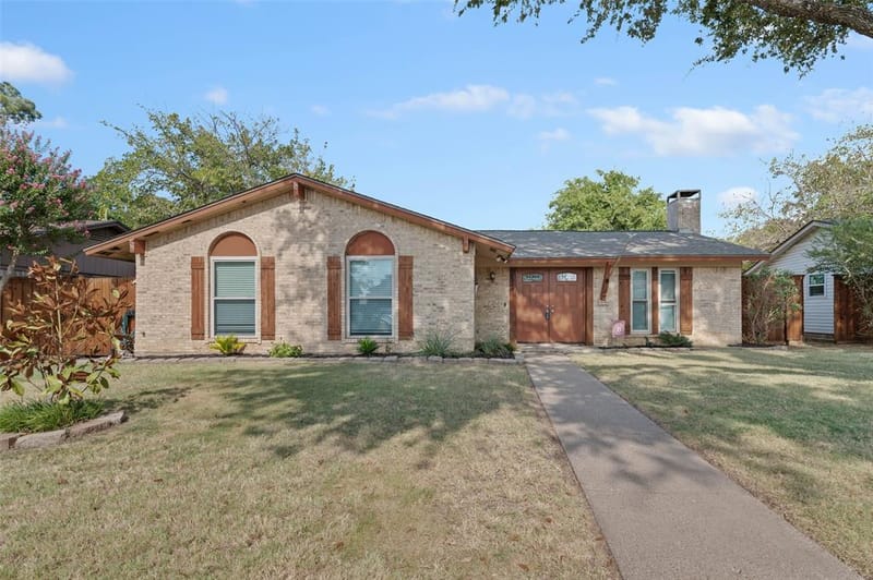 5514 Bishop Court, Lake Dallas TX 75065