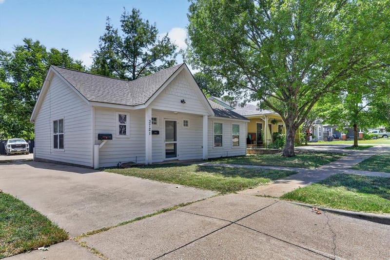 3721 El Campo Avenue, Fort Worth TX 76107 - Photo 2