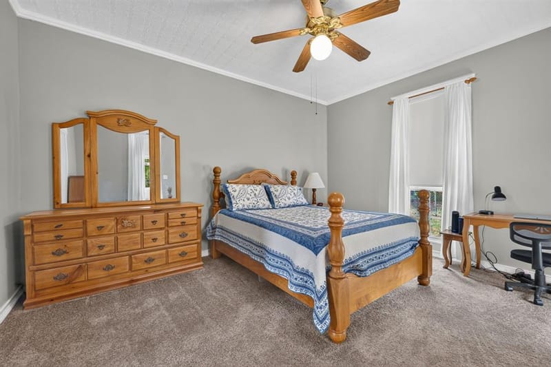 217 E 1st Street, Weatherford TX 76086 - Photo 20