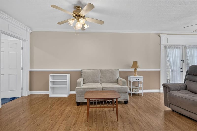 217 E 1st Street, Weatherford TX 76086 - Photo 10