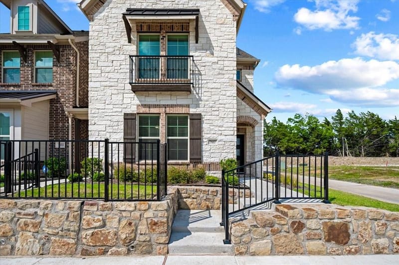 7937 Bayside Drive, Rowlett TX 75088 - Photo 6