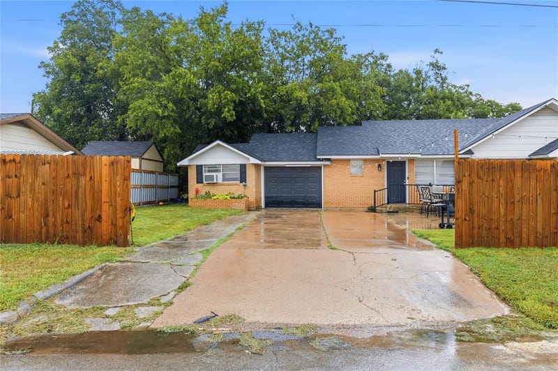 2621 Vine Street, Brownwood TX 76801 - Photo 20