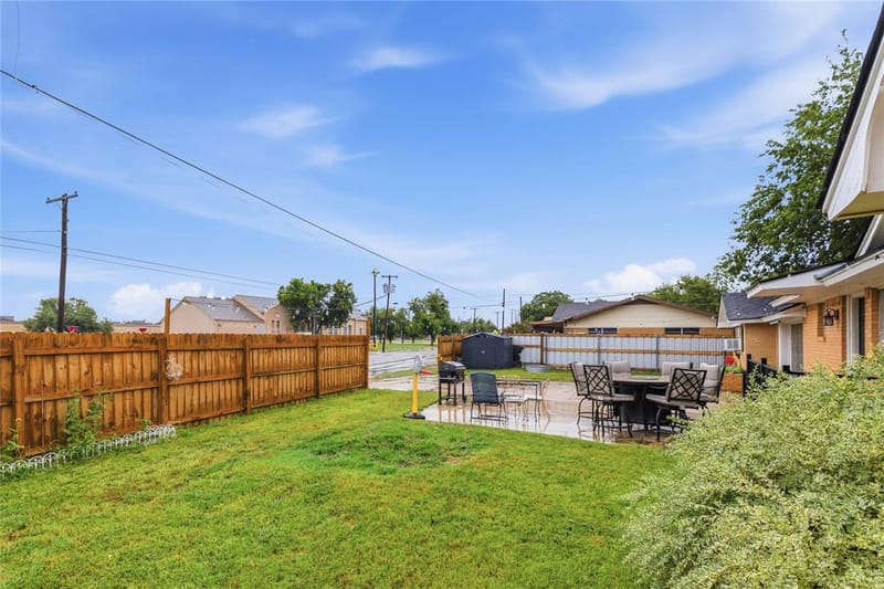 2621 Vine Street, Brownwood TX 76801 - Photo 24