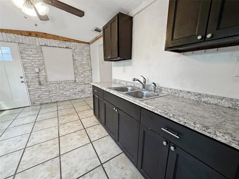 104 S 6th Street, Godley TX 76044 - Photo 9