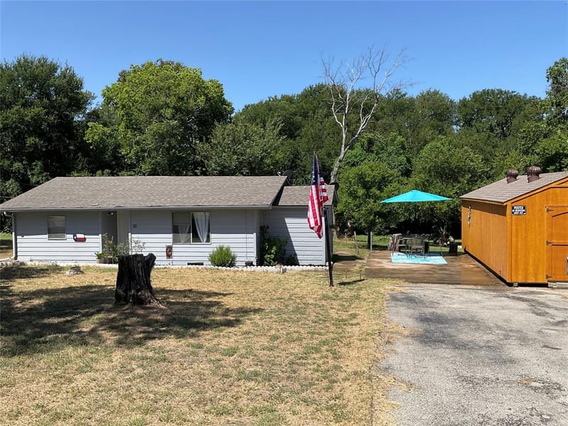 111 Canyon Drive, Whitney TX 76692 - Photo 2