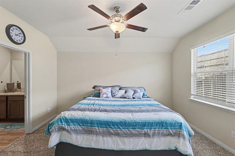 5216 Persimmon Drive, Denton TX 76207 - Photo 8