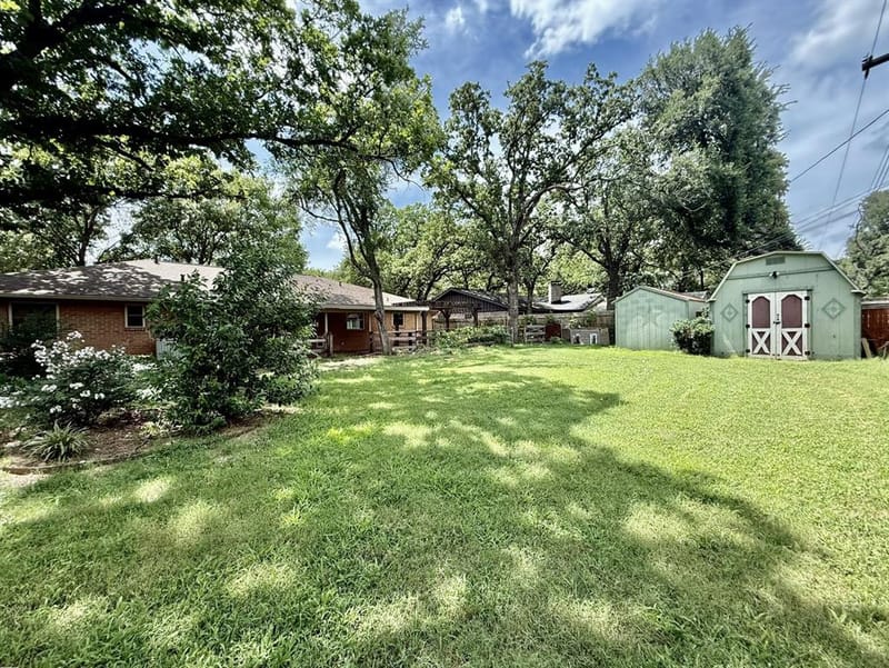 202 Juniper Street, Mansfield TX 76063 - Photo 14