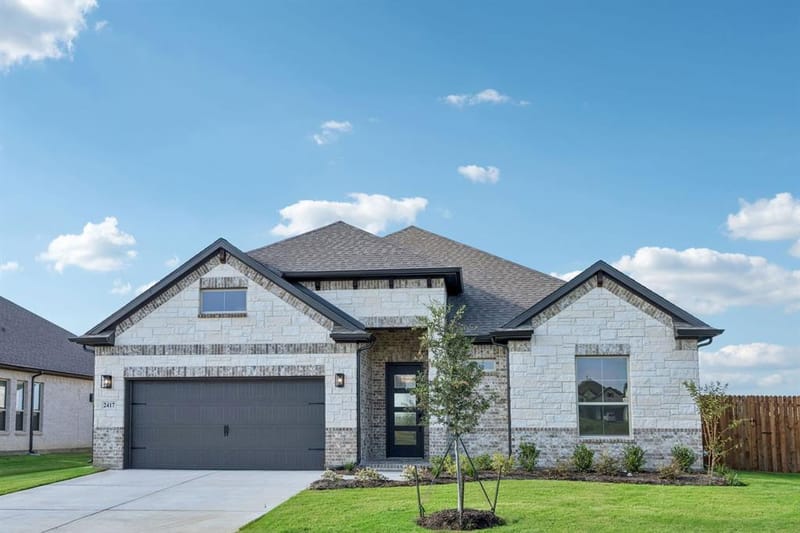 2417 Rams Horn Drive, Waxahachie TX 75167 - Photo 2