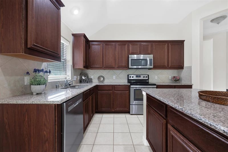 11217 Gibbons Creek Drive, Frisco TX 75036 - Photo 12