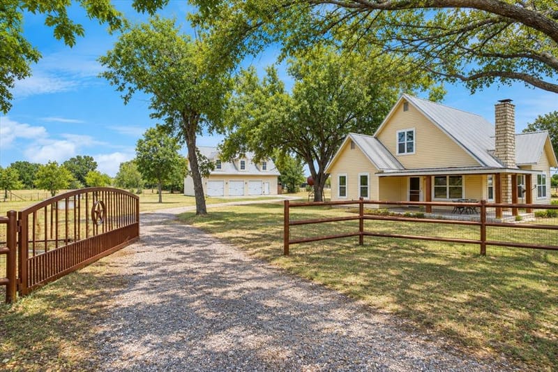 16927 W FM 922, Rosston TX 76263